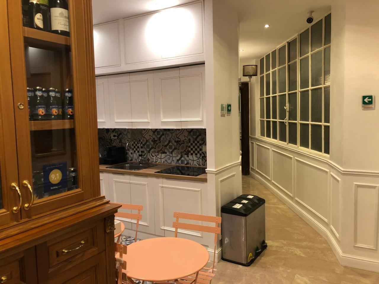Navona Central Suites Рим Екстериор снимка